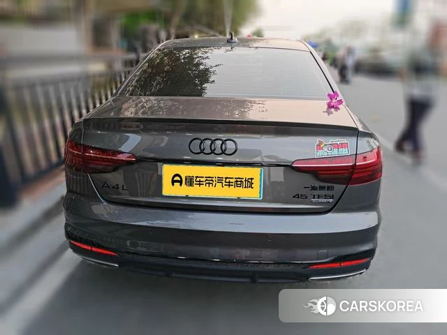 Audi A4L 2024 Темно-серый из Китая, фото 4