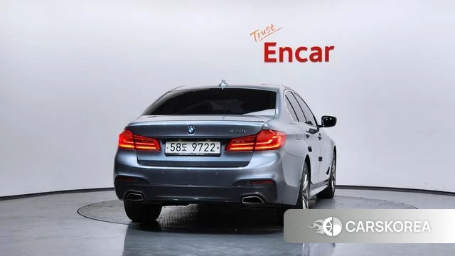 BMW 5 Series (G30) id 3796327 из Кореи 14