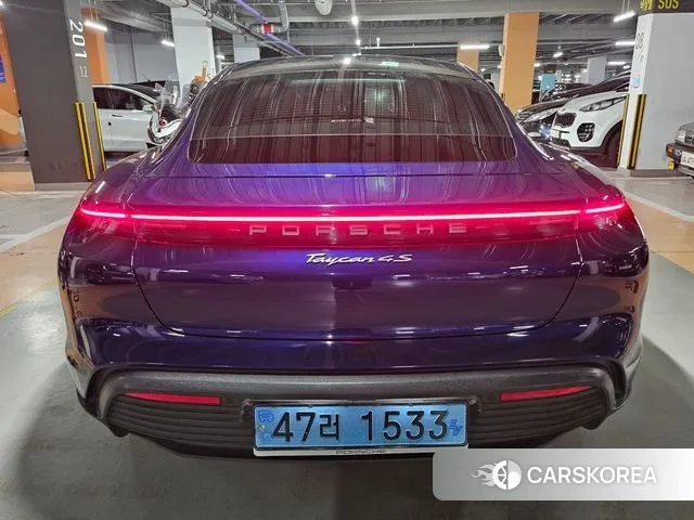 Porsche Taycan id 3468787 из Кореи 11