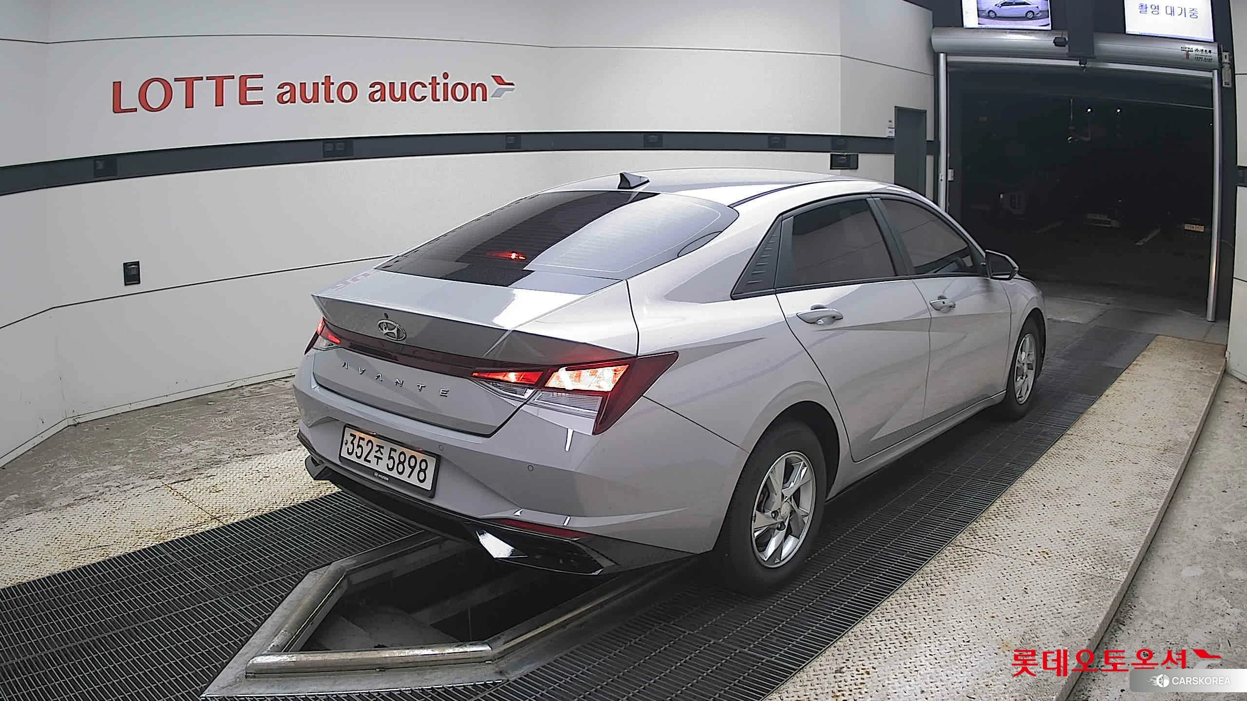 Hyundai Avante id 4902323 из Кореи 32