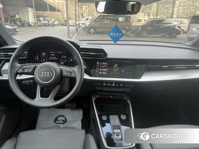 Audi A3 2024 Белый из Китая, фото 4
