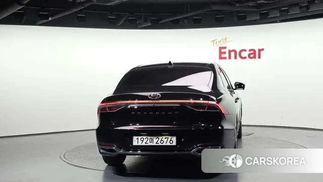 Hyundai The New Grandeur IG id 3058970 из Кореи 14