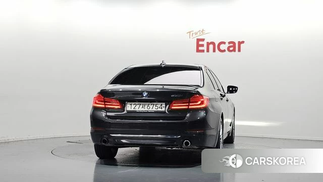 BMW 5 Series (G30) id 4836636 из Кореи 24