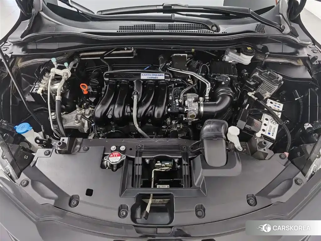 Honda Vezel id 4547302 из Китая 18