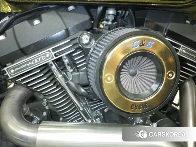 Engine photo