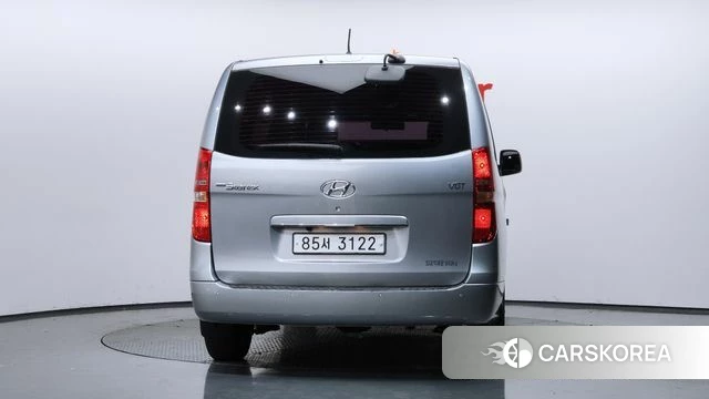 Hyundai The New Grand Starex id 4225453 из Кореи 27