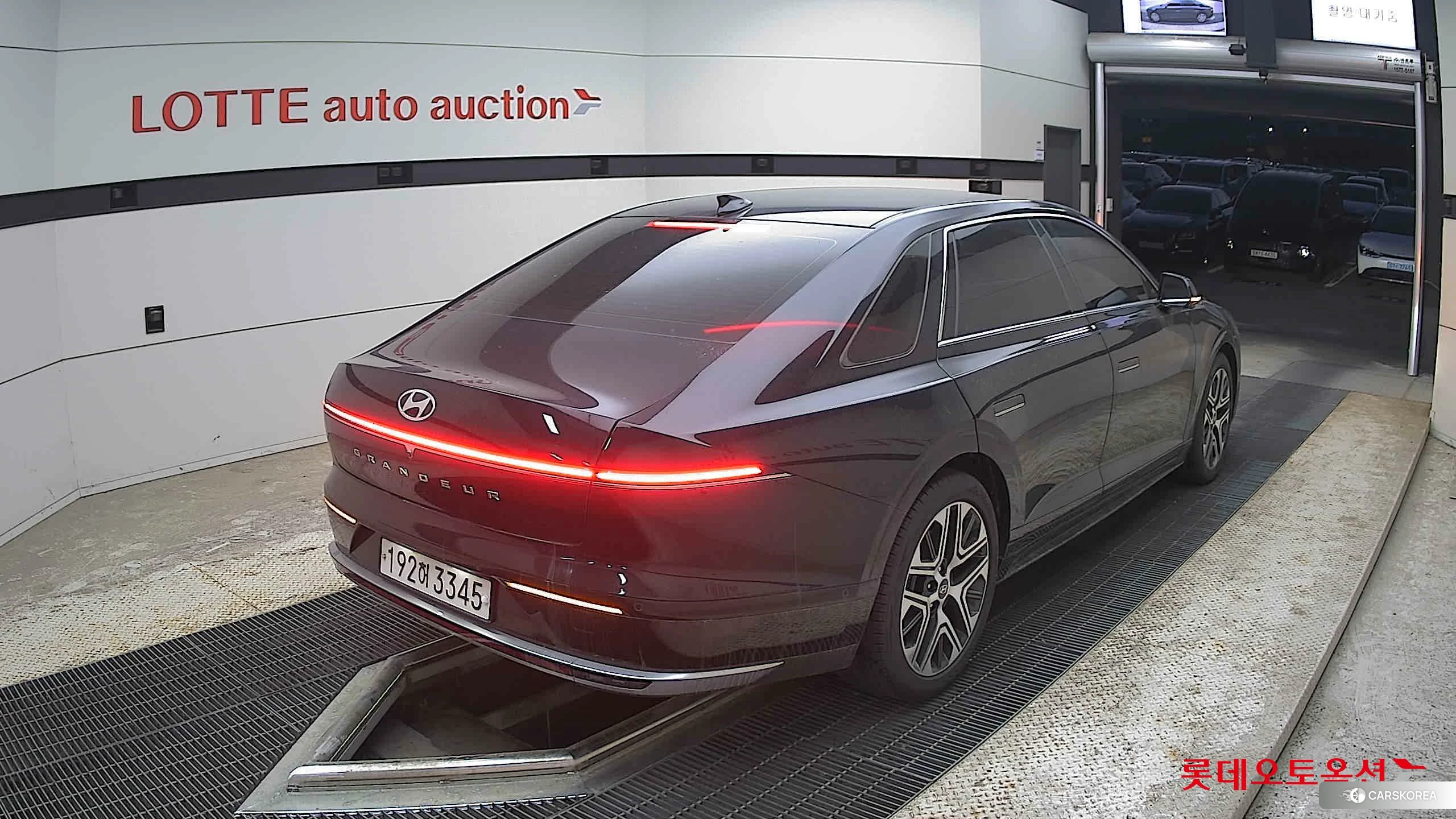 Hyundai Grandeur id 4296806 из Кореи 32