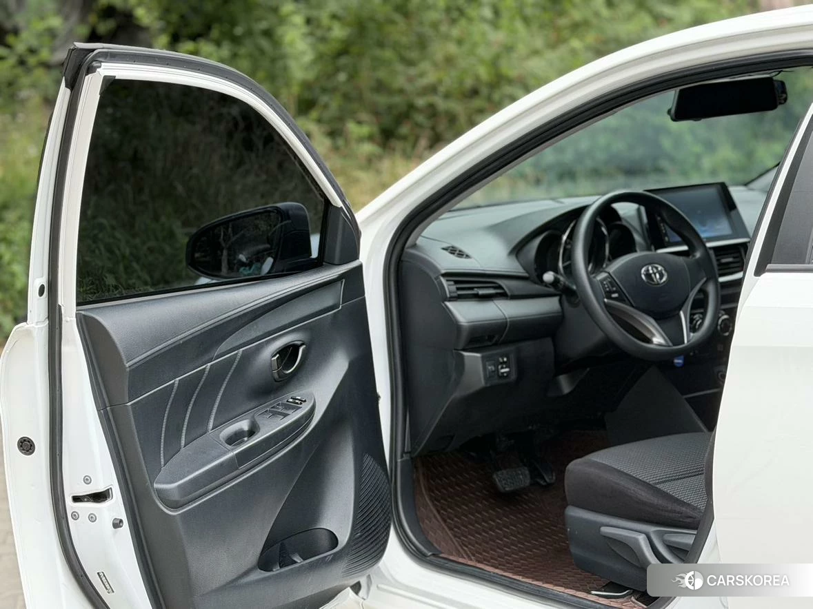 Toyota Vios id 4510472 из Китая 15