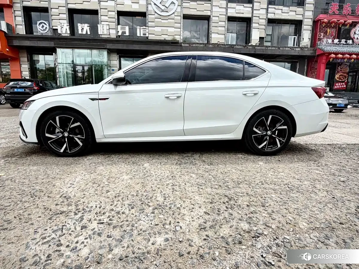 Skoda Octavia id 4538739 из Китая 18