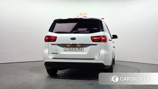 Kia The New Carnival id 3598366 из Кореи 14