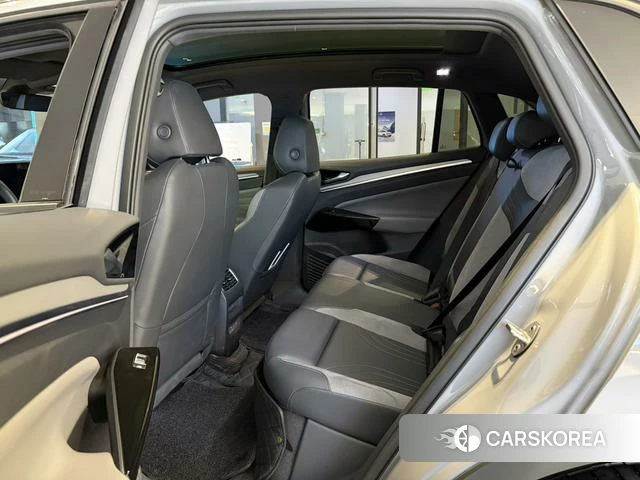 Volkswagen ID.4 CROZZ 2023 Темно-серый из Китая, фото 4