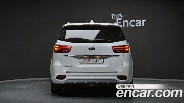 Kia The New Carnival id 2487434 из Кореи 13