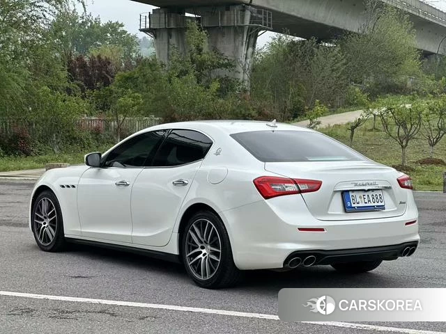 Maserati Ghibli id 4209559 из Китая 15