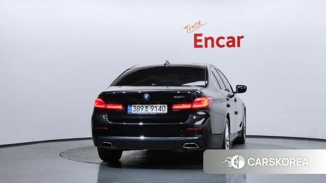 BMW 5 Series (G30) id 4415371 из Кореи 32