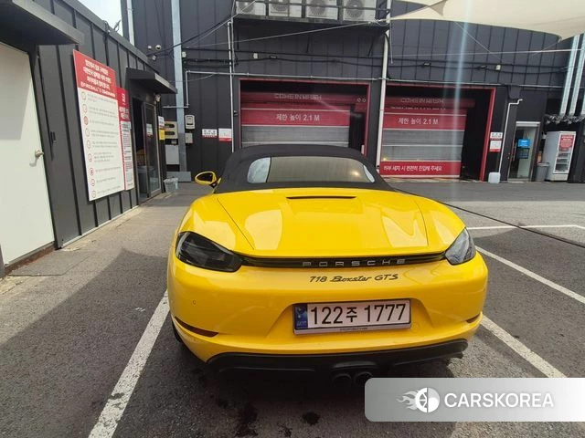 Porsche 718 Boxster 2018 Желтый из Кореи, фото 5