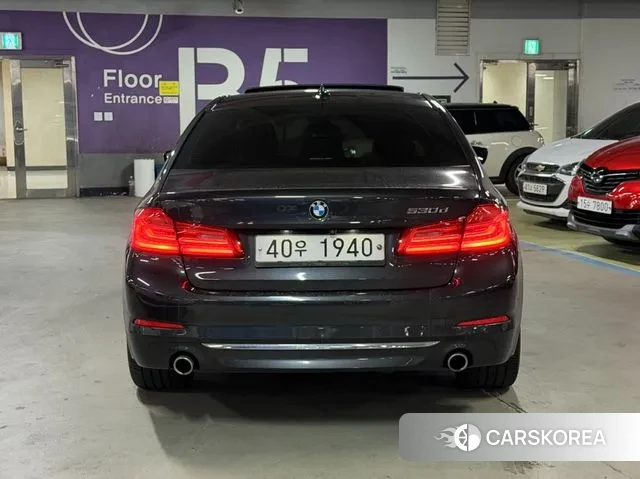 BMW 5 Series (G30) id 3732878 из Кореи 14