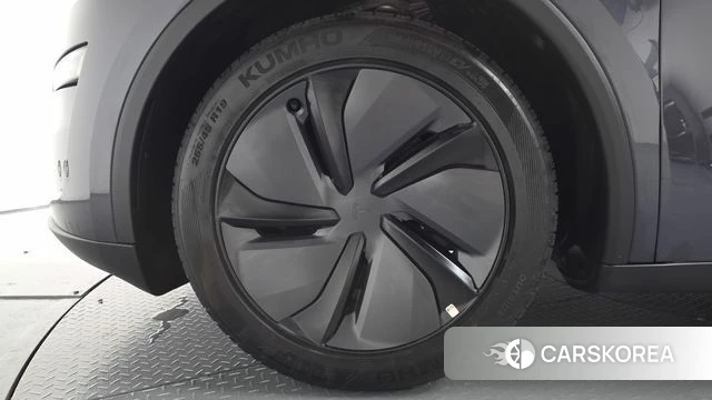 Tesla Model Y id 4862798 из Кореи 29