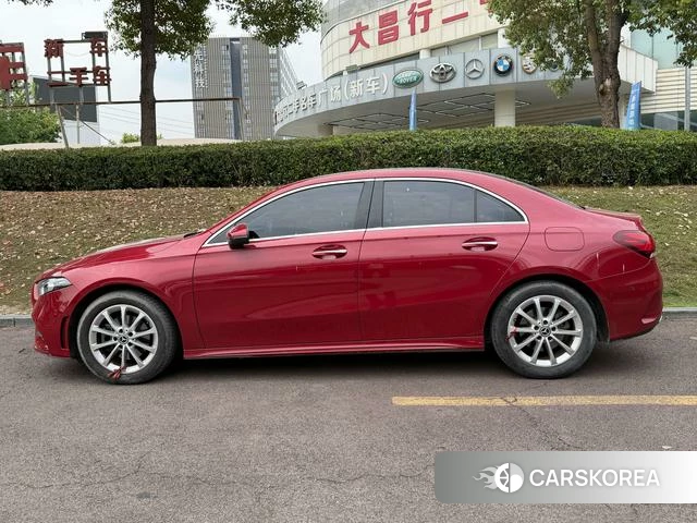 Mercedes-Benz Class A 2022 Красный из Китая, фото 4