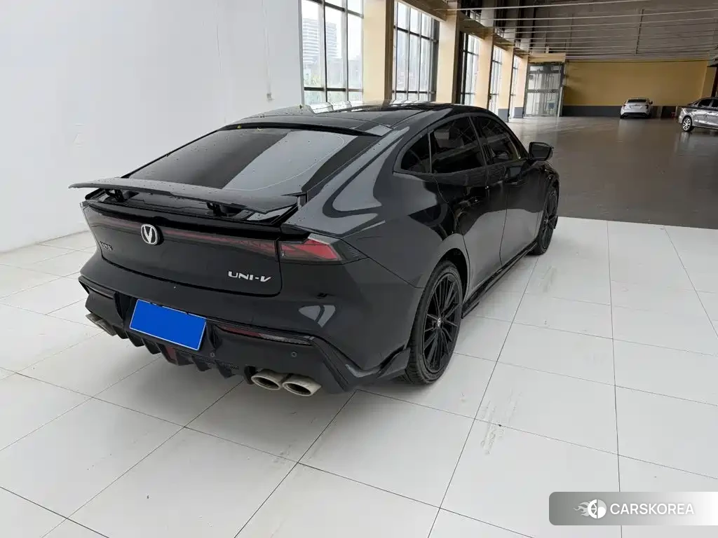 Chang'an UNI-V 2023 Черный из Китая, фото 4