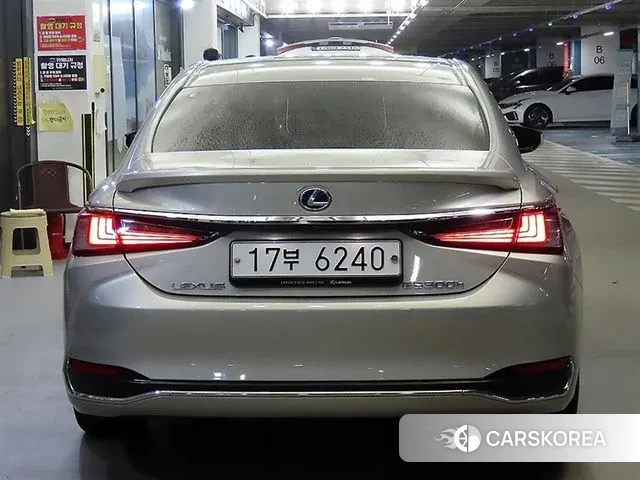 Lexus ES300h 7th generation id 3339423 из Кореи 14