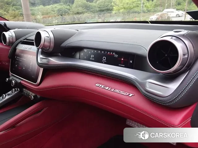 Ferrari GTC4 Russo id 3275449 из Кореи 14