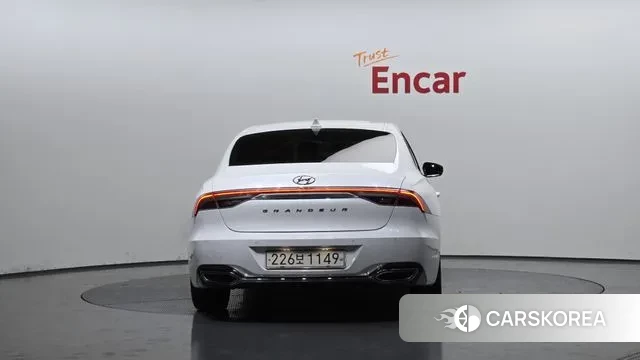 Hyundai The New Grandeur IG id 3474180 из Кореи 14