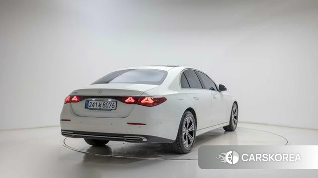 Mercedes-Benz E-Class W214 id 4710368 из Кореи 14