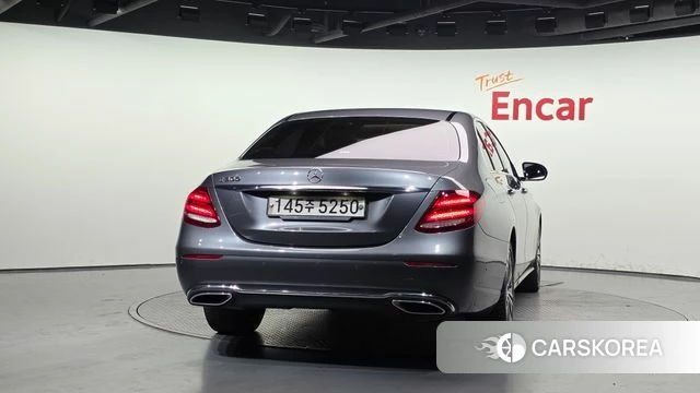 Mercedes-Benz E-Class W213 id 4625676 из Кореи 14