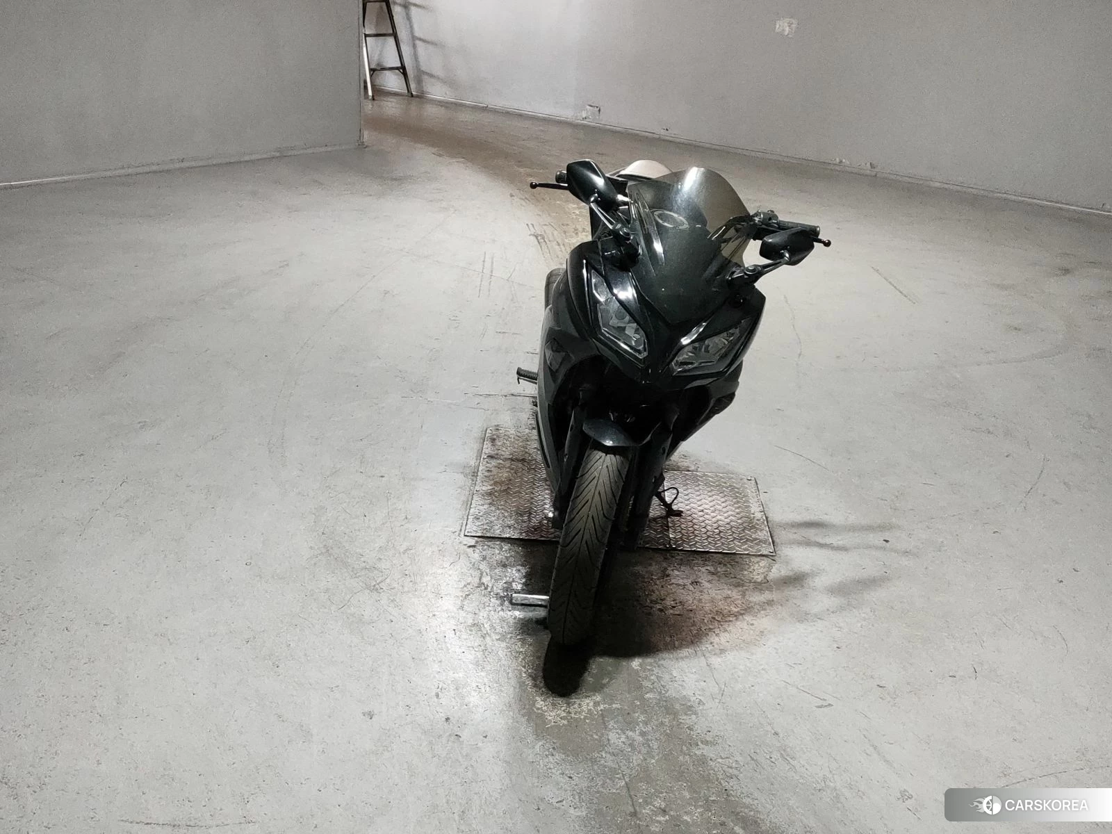 Проданный Kawasaki NINJA 250 2013 из Японии