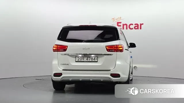 Kia The New Carnival id 3439804 из Кореи 14