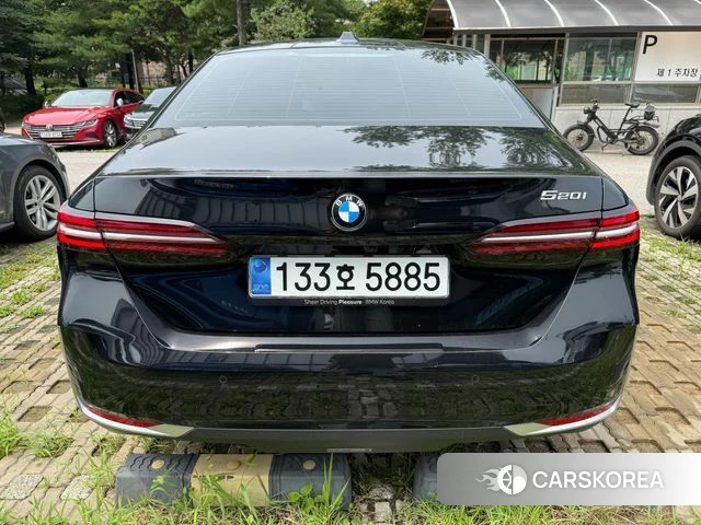 BMW 5 Series (G60) id 4607458 из Кореи 9