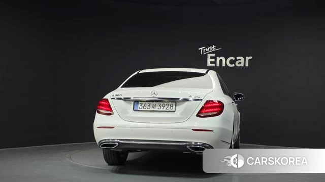 Mercedes-Benz E-Class W213 id 4416646 из Кореи 34