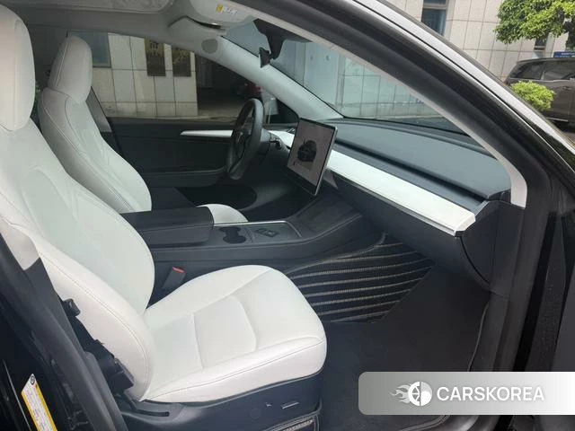 Tesla Model Y id 4190402 из Китая 9