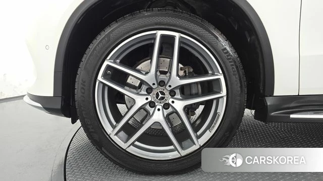 Mercedes-Benz GLE - Class W166 id 4785857 из Кореи 31