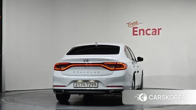 Hyundai Grandeur IG id 3423491 из Кореи 14