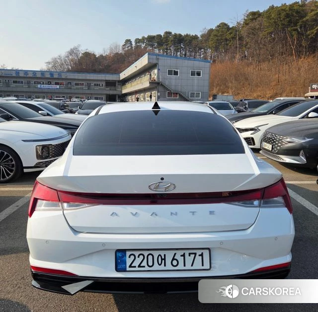 Hyundai Avante (CN7) id 4224396 из Кореи 10