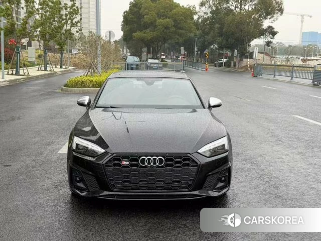 Audi S5 2022 Черный из Китая, фото 4