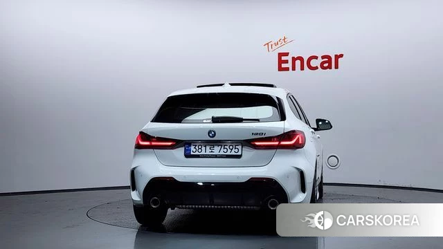 BMW 1 Series (F40) id 3934217 из Кореи 14