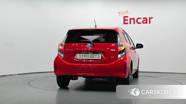 Toyota Prius C id 4464799 из Кореи 14