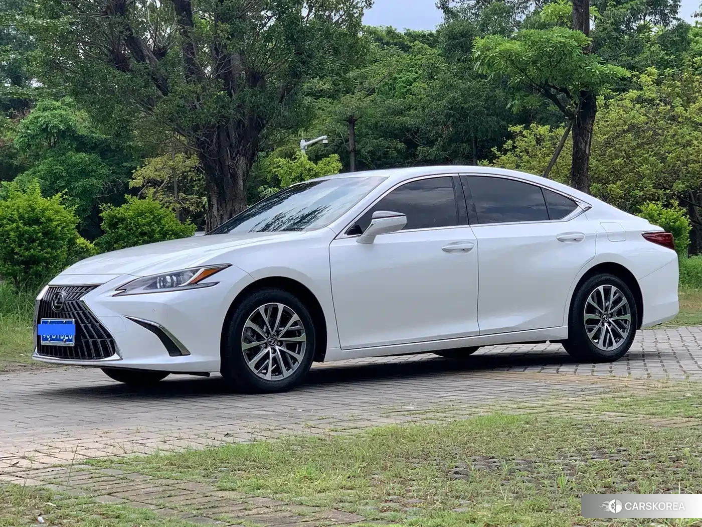 Lexus ES id 4514230 из Китая 9