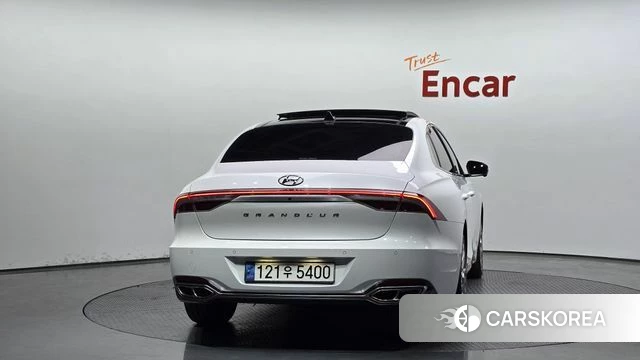 Hyundai The New Grandeur IG id 4267672 из Кореи 27