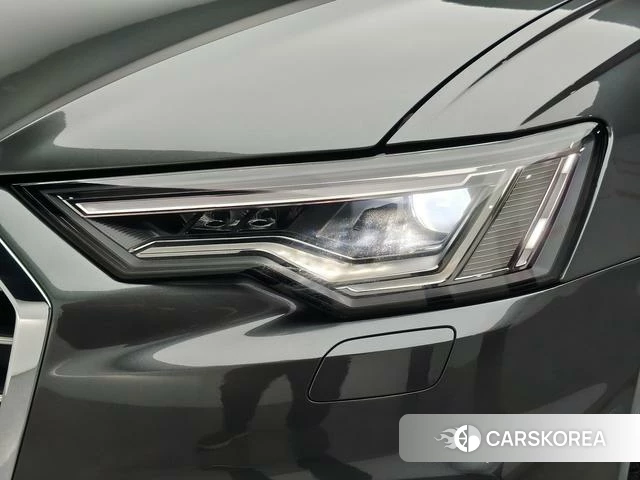 Audi A6L id 4212721 из Китая 14