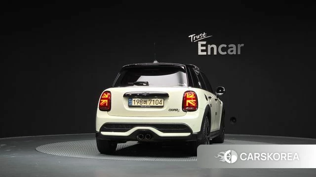 Mini Cooper S id 4750386 из Кореи 25