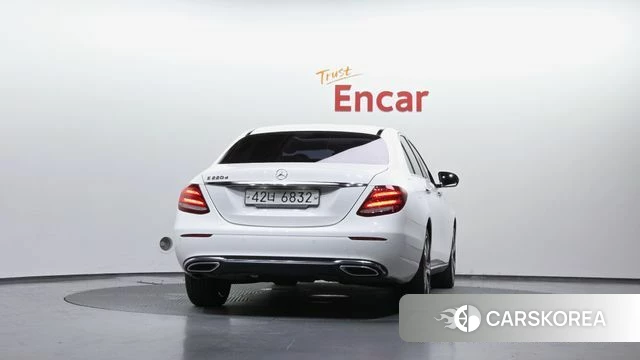 Mercedes-Benz E-Class W213 id 4557638 из Кореи 24