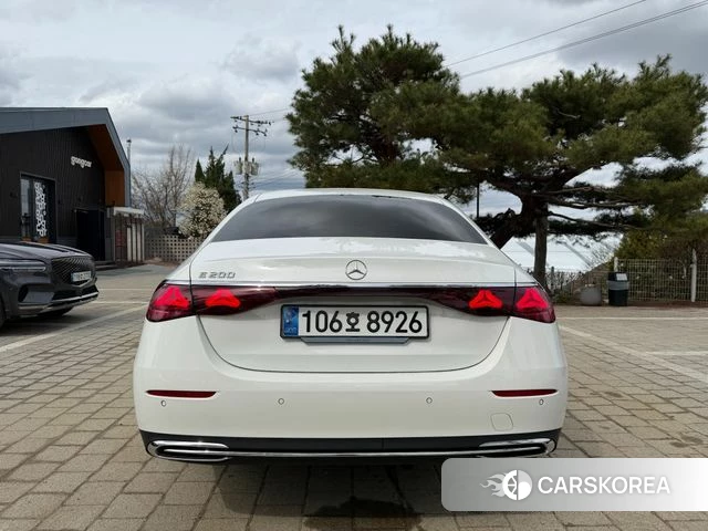 Mercedes-Benz E-Class W214 id 3870279 из Кореи 8