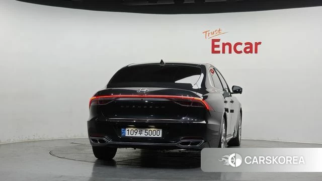 Hyundai The New Grandeur IG Hybrid id 4561861 из Кореи 14