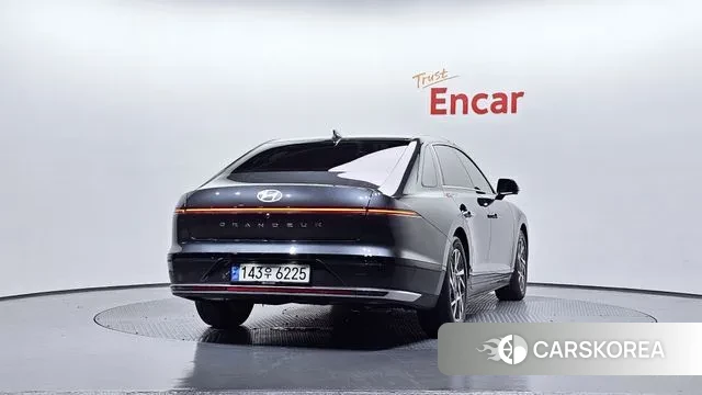 Hyundai Grandeur (GN7) id 3058368 из Кореи 14