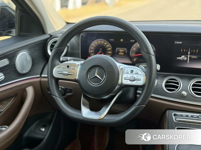 Mercedes-Benz E-class id 4210859 из Китая 17