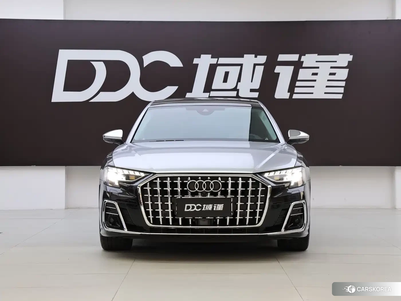 Audi A8 id 4548342 из Китая 18