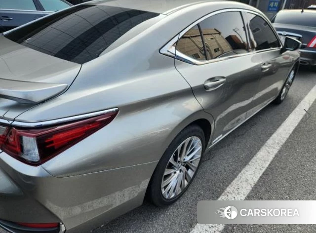 Lexus ES300h 7th generation 2019 Серый из Кореи, фото 4